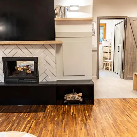 Apartment Polna *